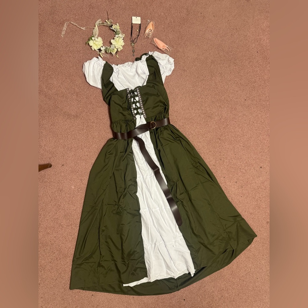 New 2xl 3xl Rennisance dress costume princess gown accessories peasant fairy